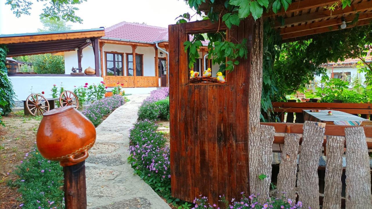 Hotel Babinata Kashta-Srebarna Srebŭrna Exterior foto